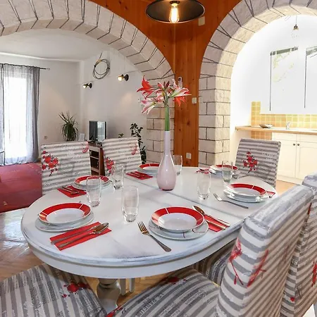 Mariniva Apartment