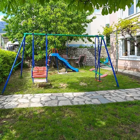 Mariniva * Kastela